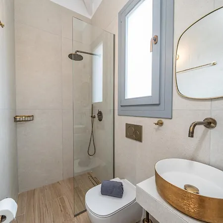 Assos Rockshore By The Sea * Asos