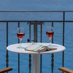 Assos Rockshore By The Sea Apartment