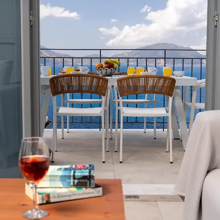Apartment Assos Rockshore By The Sea