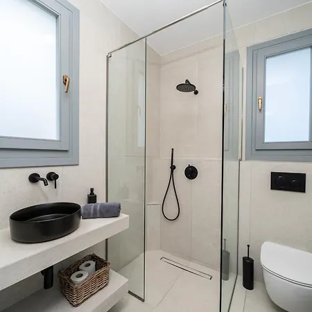 Appartement Assos Rockshore By The Sea *