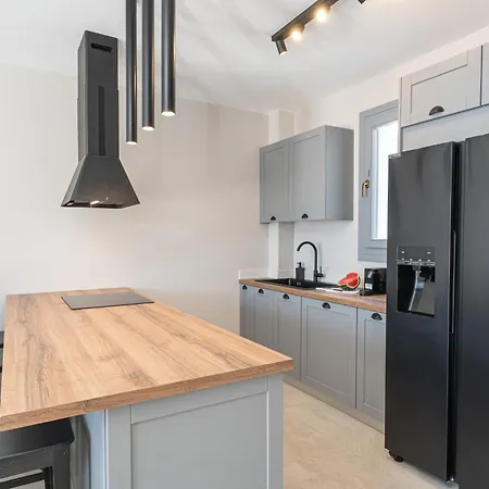 Apartment Assos Rockshore By The Sea *