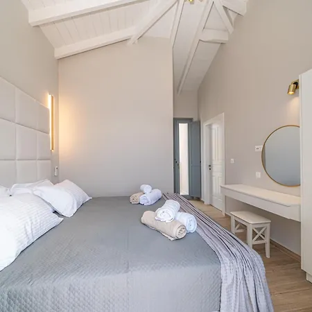 Appartement Assos Rockshore By The Sea *